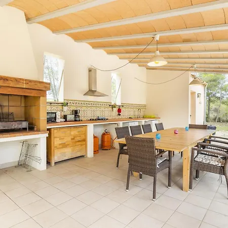 Villa Pins