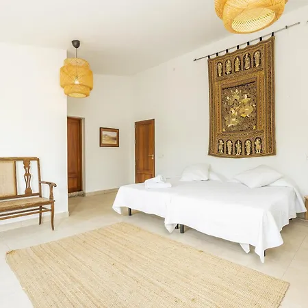 Pins Villa